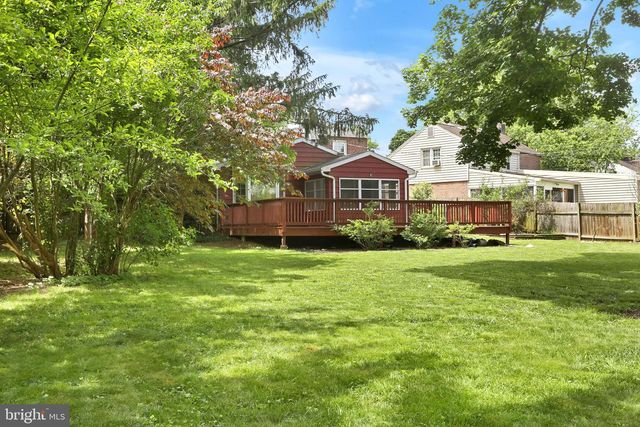 1302 CHATHAM RD, Camp Hill, PA 17011