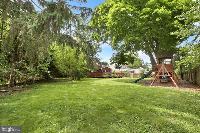 1302 CHATHAM RD, Camp Hill, PA 17011