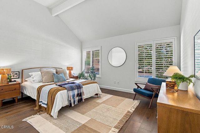 121 Arlington Drive 8, Pasadena, CA 91105