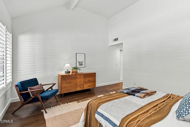 121 Arlington Drive 8, Pasadena, CA 91105