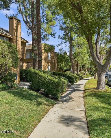 121 Arlington Drive 8, Pasadena, CA 91105
