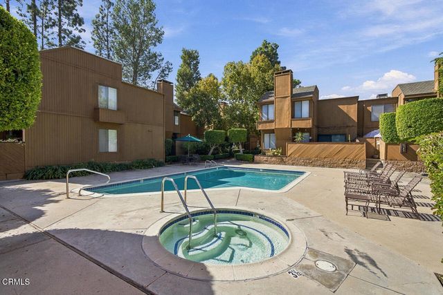 121 Arlington Drive 8, Pasadena, CA 91105