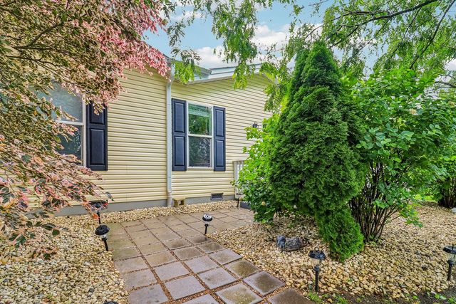 227 Rodeo Drive, Grayslake, IL 60030