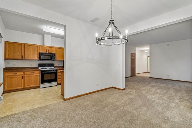 227 Rodeo Drive, Grayslake, IL 60030