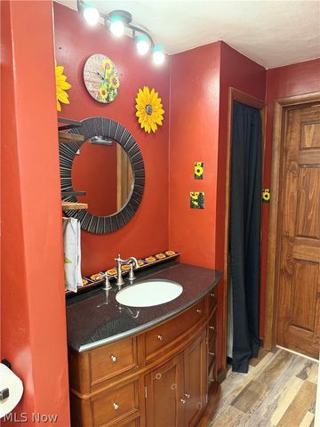 138 Lawnview Drive, New Cumberland, WV 26047