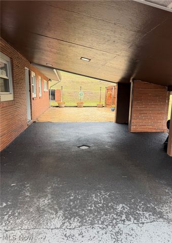 138 Lawnview Drive, New Cumberland, WV 26047