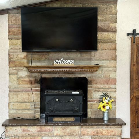 138 Lawnview Drive, New Cumberland, WV 26047