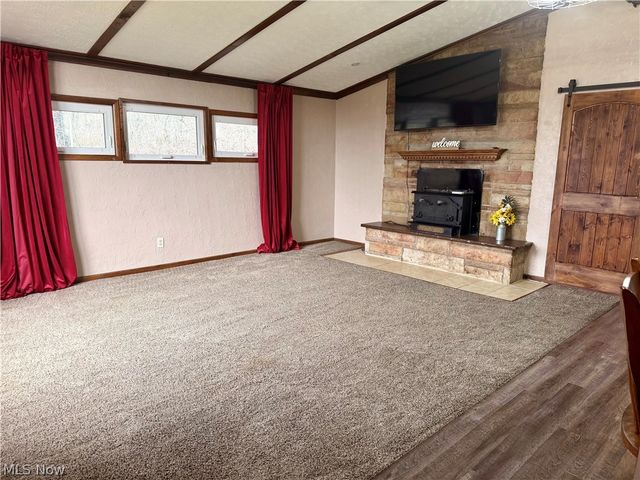 138 Lawnview Drive, New Cumberland, WV 26047