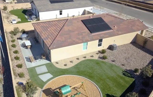7503 Pitzer Avenue, Hesperia, CA 92345