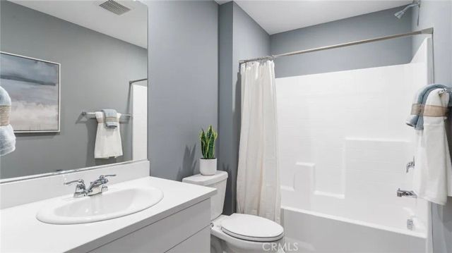 7503 Pitzer Avenue, Hesperia, CA 92345