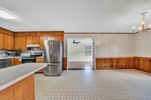 14776 Franklin ST, Ferrum, VA 24088