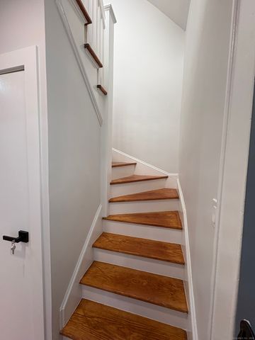 172 Swanson Avenue, Stratford, CT 06614