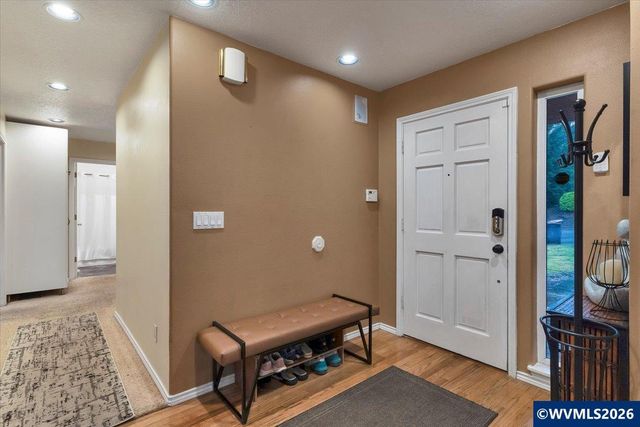 1655 Davis Rd S, Salem, OR 97306