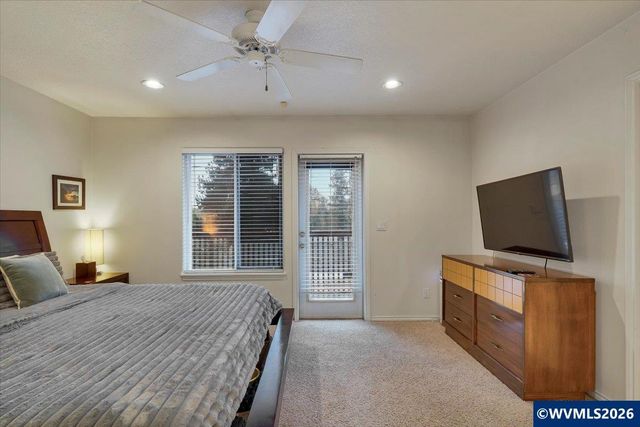 1655 Davis Rd S, Salem, OR 97306