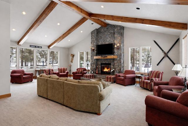 51861 Hollinshead Place, La Pine, OR 97739