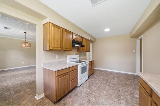 14906 Quaking Aspen Drive, Tomball, TX 77377