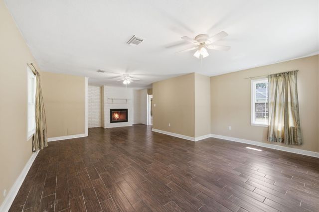 14906 Quaking Aspen Drive, Tomball, TX 77377