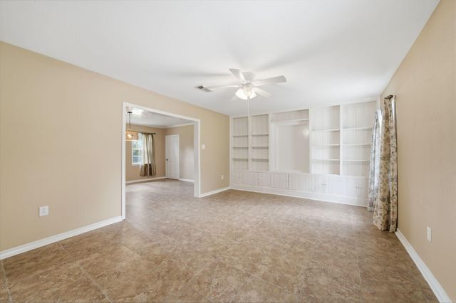 14906 Quaking Aspen Drive, Tomball, TX 77377