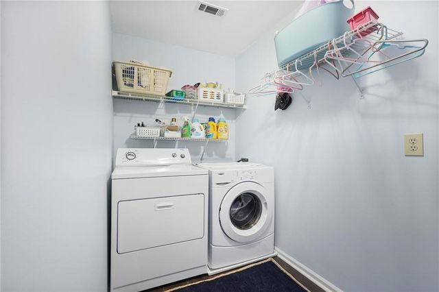 6011 Fairlong Court NW, Acworth, GA 30101