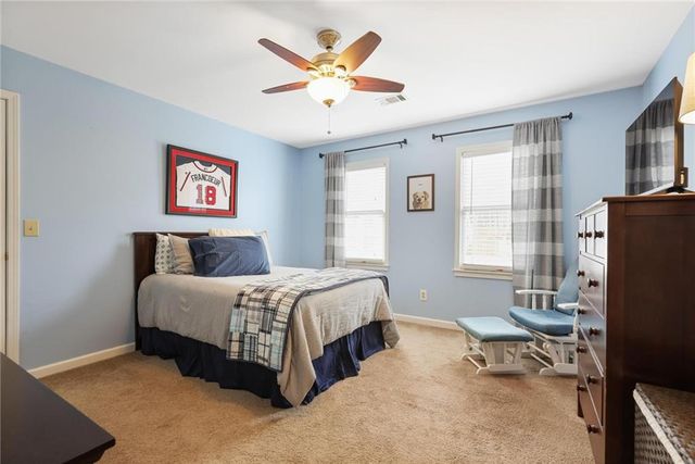 6011 Fairlong Court NW, Acworth, GA 30101