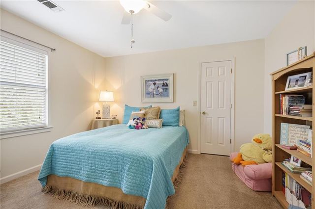 6011 Fairlong Court NW, Acworth, GA 30101