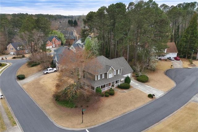 6011 Fairlong Court NW, Acworth, GA 30101