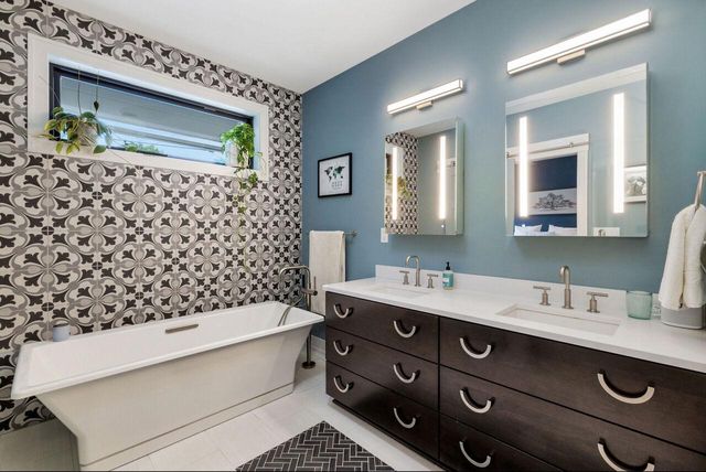 2630 Pasadena BOULEVARD, Wauwatosa, WI 53226