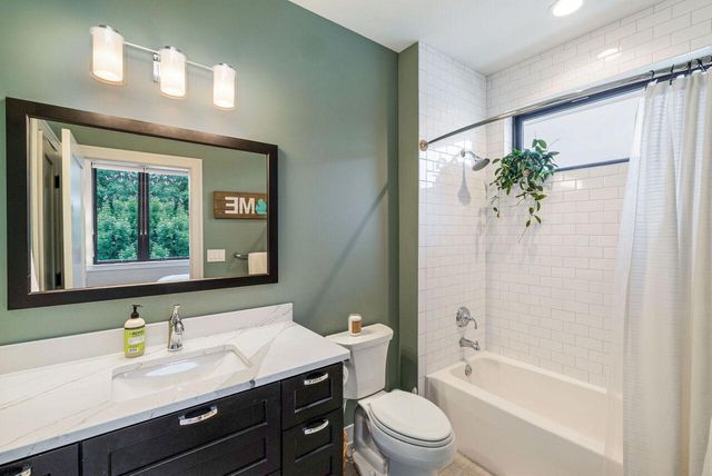 2630 Pasadena BOULEVARD, Wauwatosa, WI 53226