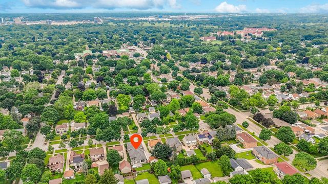 2630 Pasadena BOULEVARD, Wauwatosa, WI 53226