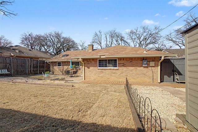 3912 Double Tree Trail, Irving, TX 75061