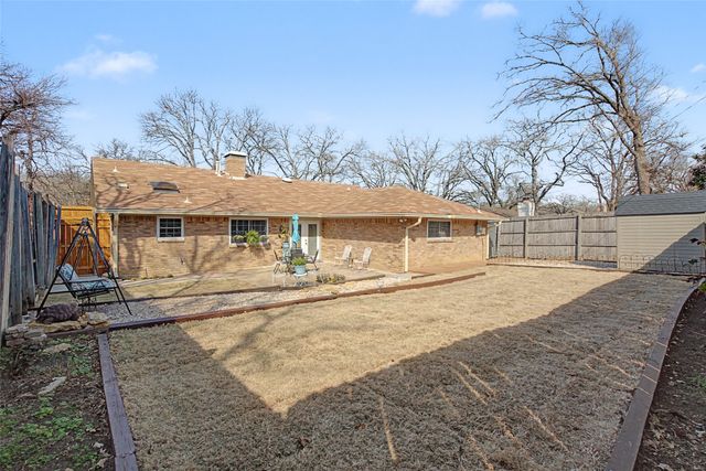 3912 Double Tree Trail, Irving, TX 75061