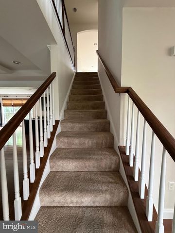 997 POWDER HORN DR, Hummelstown, PA 17036
