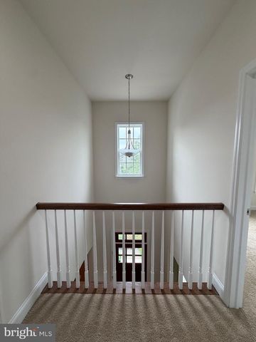 997 POWDER HORN DR, Hummelstown, PA 17036