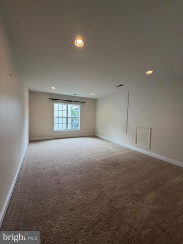 997 POWDER HORN DR, Hummelstown, PA 17036