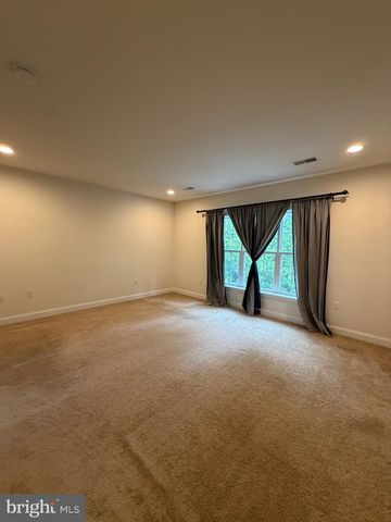 997 POWDER HORN DR, Hummelstown, PA 17036