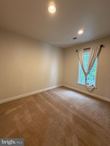 997 POWDER HORN DR, Hummelstown, PA 17036