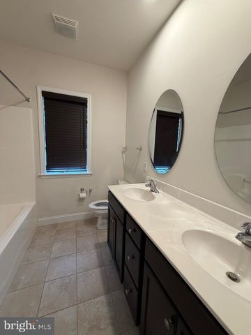 997 POWDER HORN DR, Hummelstown, PA 17036