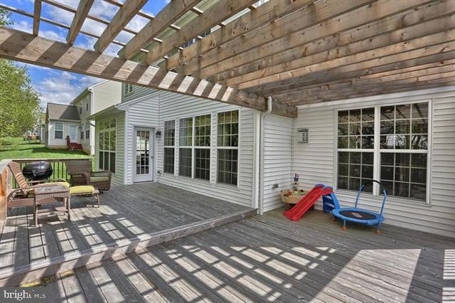 997 POWDER HORN DR, Hummelstown, PA 17036