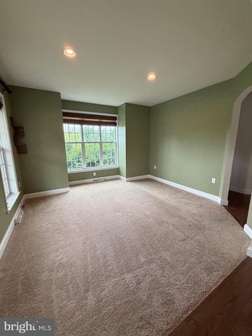 997 POWDER HORN DR, Hummelstown, PA 17036