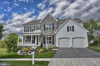 997 POWDER HORN DR, Hummelstown, PA 17036