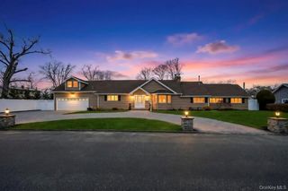 5 Kittiwake Lane, Babylon, NY 11702