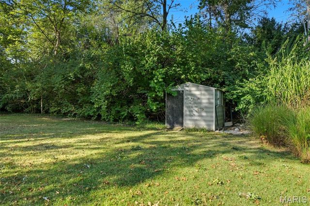 31 Bon Hills Drive, St Louis, MO 63132
