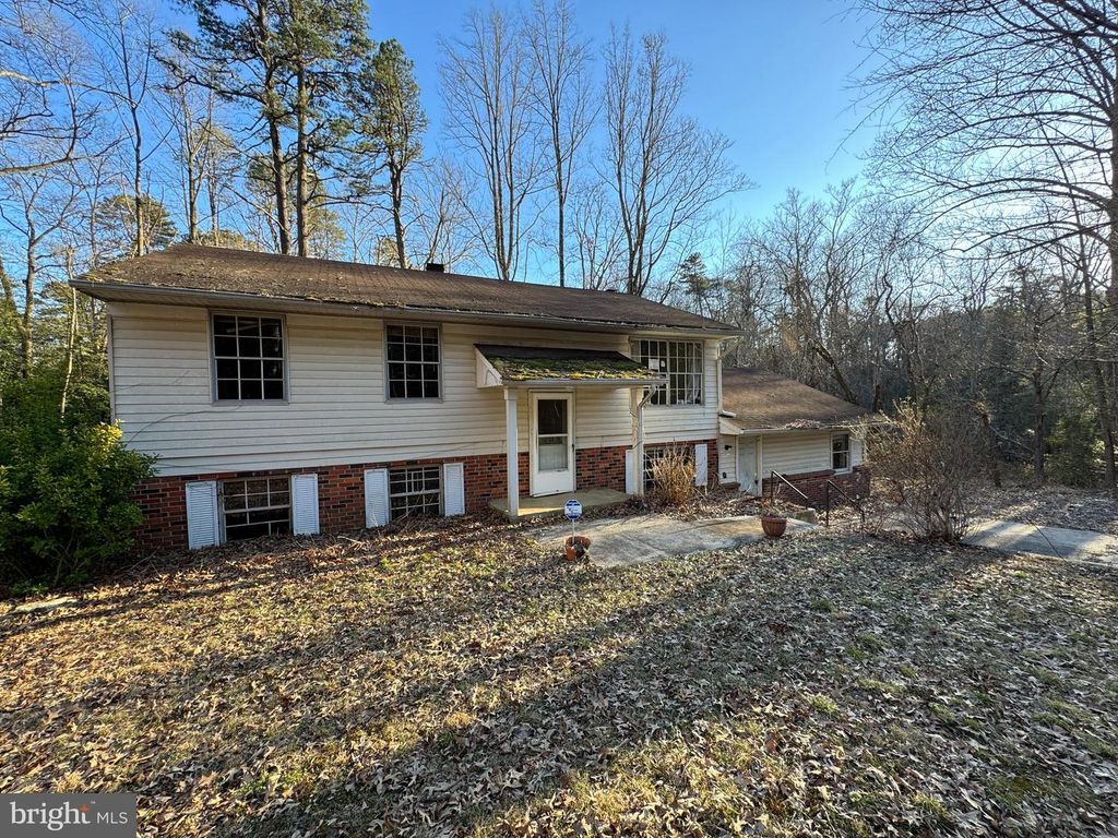 8267 OLD MILL ROAD, Pasadena, MD 21122