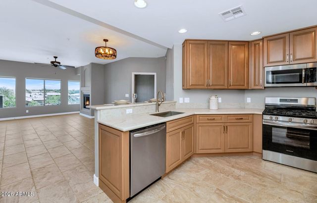 5450 E DEER VALLEY Drive 4216, Phoenix, AZ 85054