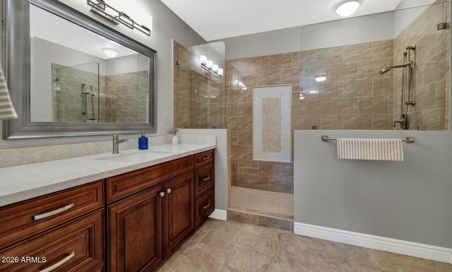 5450 E DEER VALLEY Drive 4216, Phoenix, AZ 85054