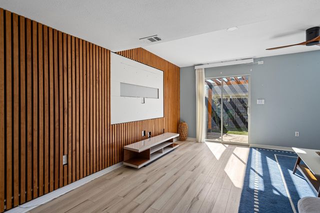 1838 Whispering Oaks Ln Lane, Fort Walton Beach, FL 32547