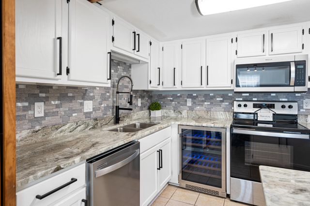 1838 Whispering Oaks Ln Lane, Fort Walton Beach, FL 32547