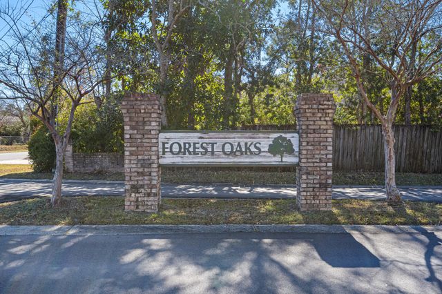 1838 Whispering Oaks Ln Lane, Fort Walton Beach, FL 32547
