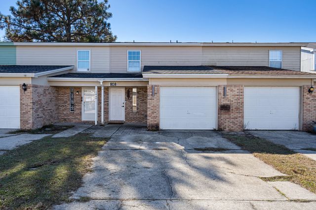 1838 Whispering Oaks Ln Lane, Fort Walton Beach, FL 32547
