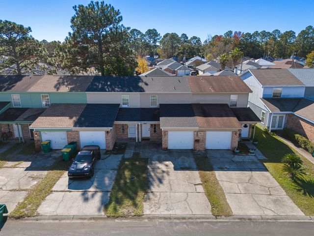 1838 Whispering Oaks Ln Lane, Fort Walton Beach, FL 32547